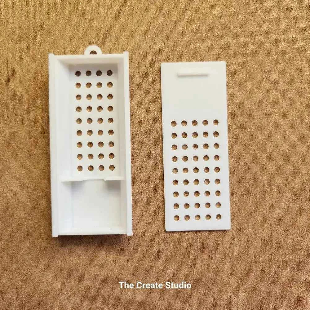 Secure Queen Cage - Ventilated Queen Bee Transport Cage for Safe Relocation